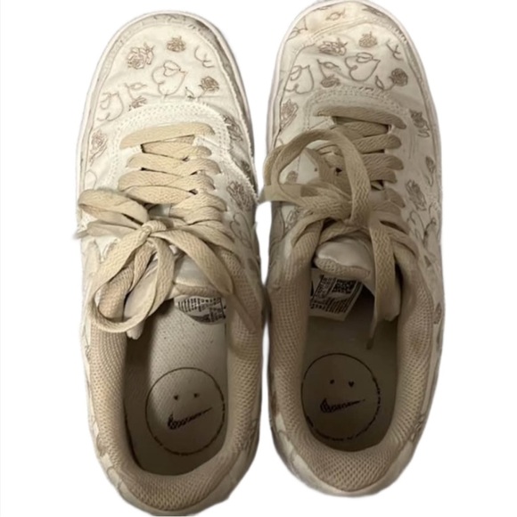 Nike Shoes - Nike Court Vision Low
Valentine's Day (Women's) size 8